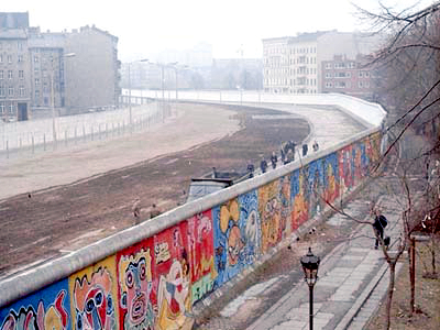 Berlin Wall with graffiti, 1986.
